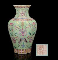 THE PERIOD 1736-1795 A LIME GREEN GROUND LOBED BALUSTER VASE