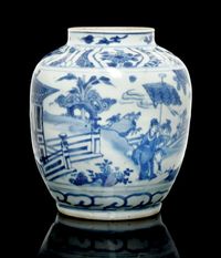 MING DYNASTY A BLUE AND WHITE JAR