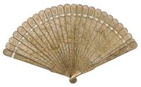 19TH CENTURY A FILIGREE BRISE FAN