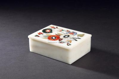 汉白玉镶花卉纹彩石长方形盖盒