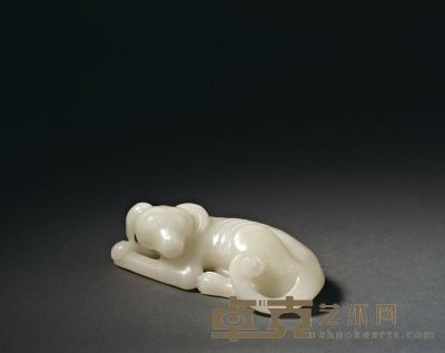 18世纪 白玉雕狗形摆件 长9.5cm