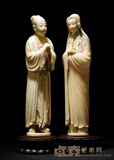 清末民初 象牙茜色雕韩世忠、梁红玉夫妇 立像 （一对） 男：高23cm；女高：23.3cm