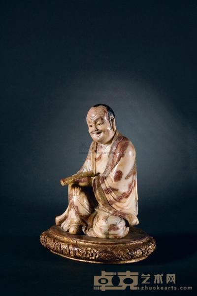 清 寿山石描金持经罗汉 高17.5cm