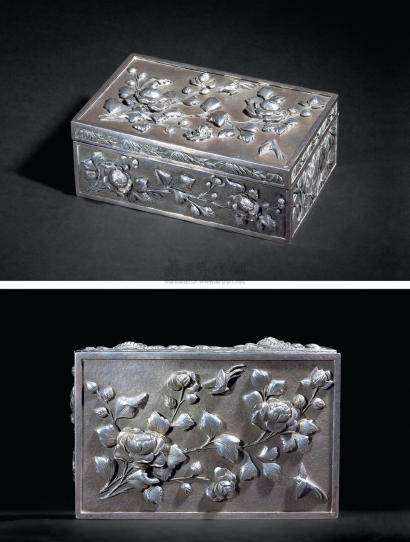 清 银深雕花卉首饰盒
