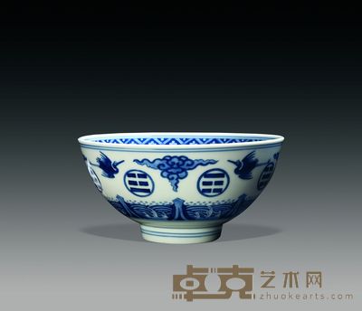 清·嘉庆 青花八卦鹤纹碗 口径14cm 高8.5cm