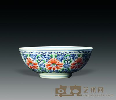 清·道光 逗彩卷草莲花纹碗 口径17.5cm 高6.5cm