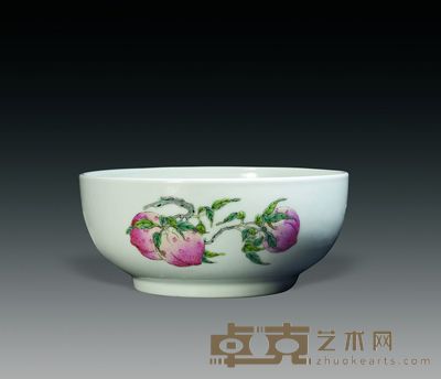 清·乾隆 粉彩三多纹墩式碗 口径15.4cm 高6.7cm