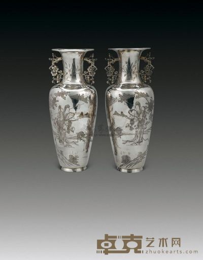 19世纪 福禄寿双耳银瓶 （一对） 高28cm