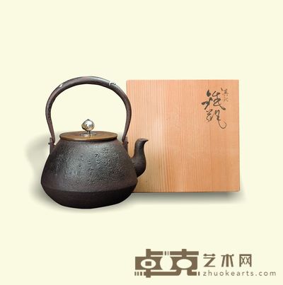 梅泉造镶银游鱼铁壶 13.5×17cm